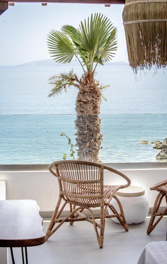 Laia Seafront Luxury Apartments Agia Pelagia Eksteriør bilde