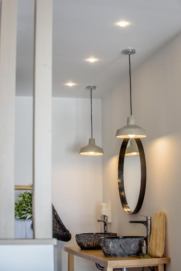 Laia Seafront Luxury Apartments Agia Pelagia Eksteriør bilde