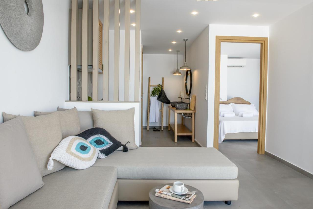 Laia Seafront Luxury Apartments Agia Pelagia Eksteriør bilde